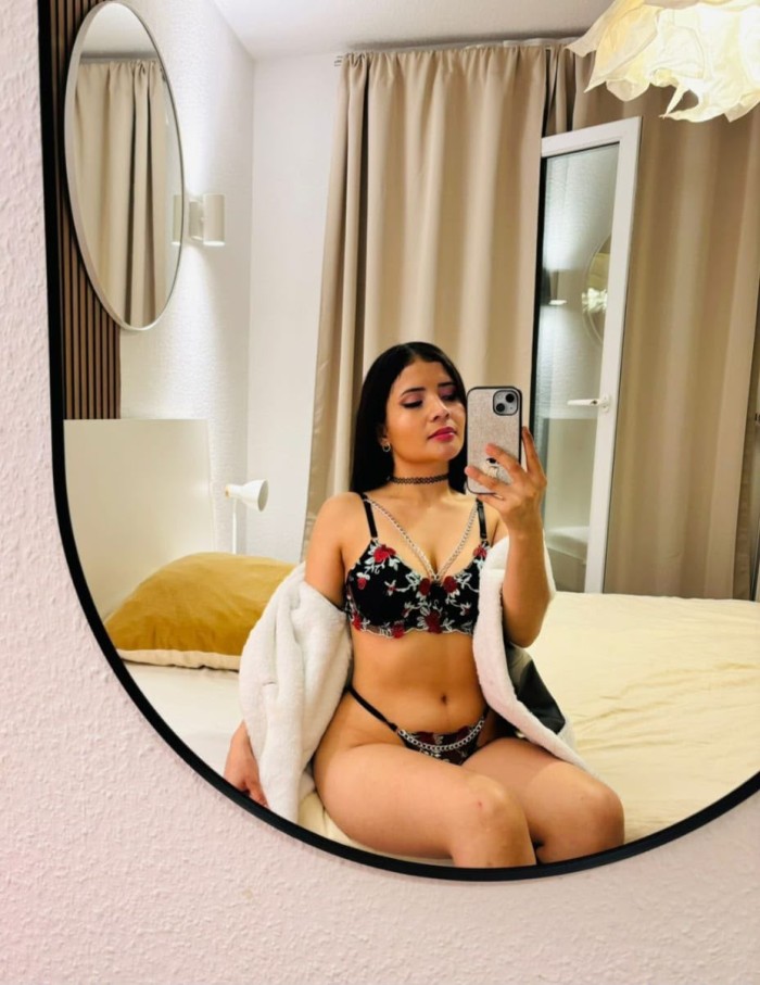escort guapa, caliente y con muchas ganas