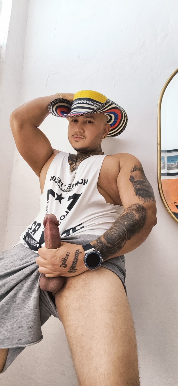 CHICO DE COMPAÑÍA VENEZOLANO EN LAS PALMAS .