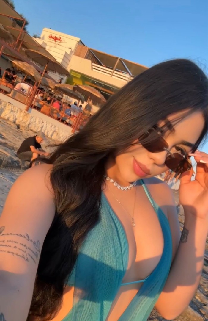Sofía jovencita Colombiana nueva en la isla