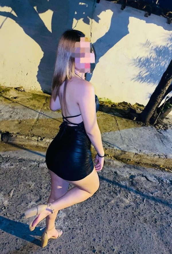 NATASHA PARAGUAY NOVEDAD SANTANDER JOVEN FOLLADORA