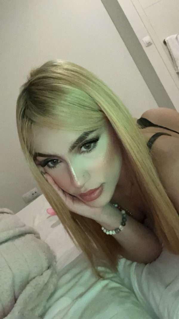 Hola amores soy Wendy soy nueva en Benidorm