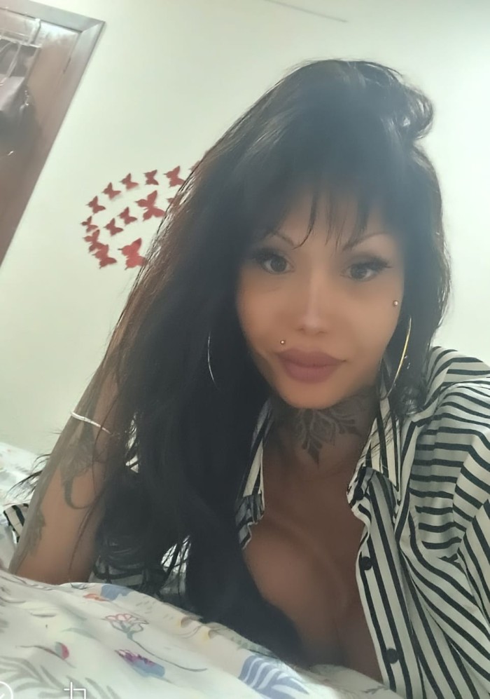 actriz porno trans sexy  lechera 24/7 VALENCIA