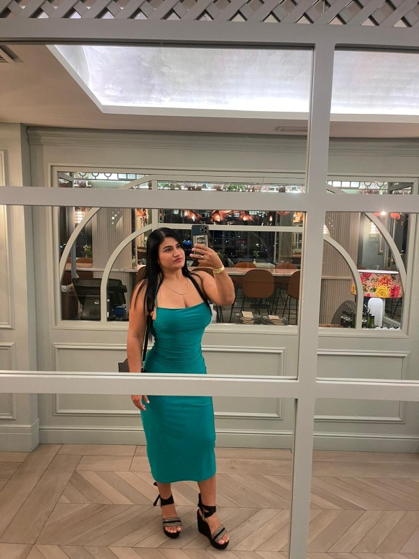 SOY ARDIENTE, ELEGANTE Y MUY NATURAL