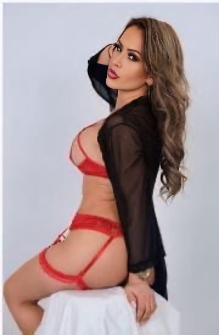 LATINA SEXY FOTOS REALES MUY FIESTERA EN BURGOS