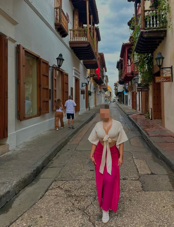 Madurita implicada ,besitos con lengua Santiago de Compostela