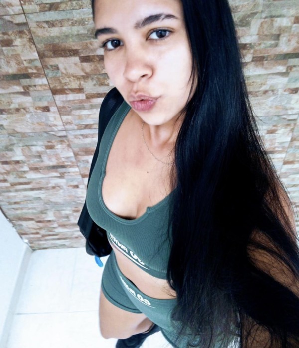 PRECIOSA LATINA VIP ARDIENTE Y CACHONDICIMA