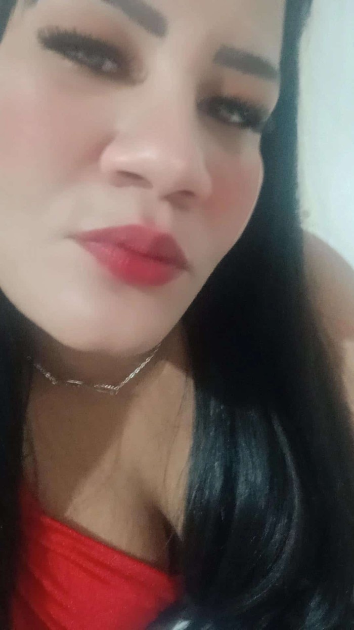 IMPRESIONANTE BRASILEÑA 25 AÑOS MUY CARIÑOSA 24H