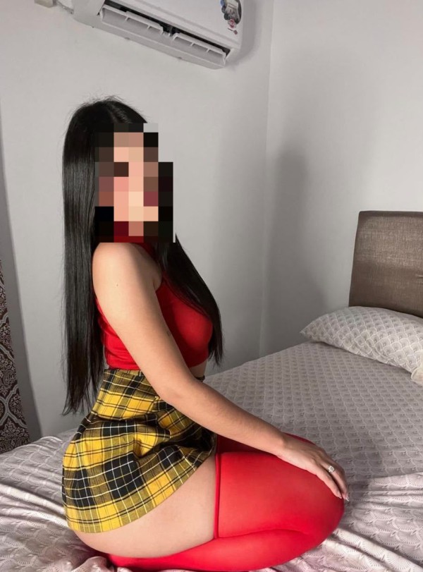 Preciosa Latina vip Ardiente yCachondicima