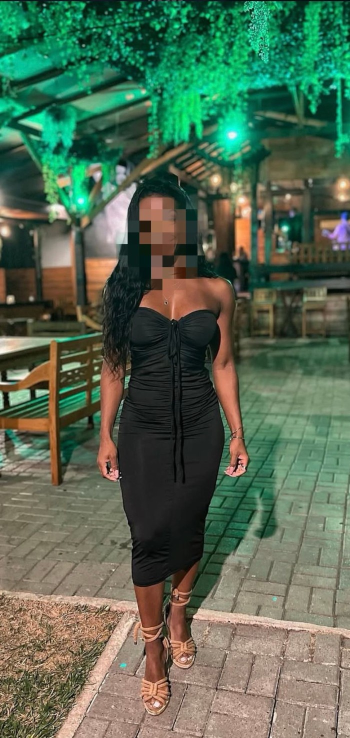 LATINA ATREVIDA ALEGRE CARIÑOSA DIVERTIDA