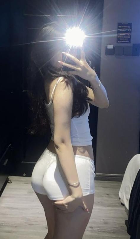 Adicta al sexo y la fiesta, linda y natural