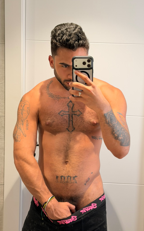 CHICO VERSATIL SUPER SEXY EN MADRID COMPAÑIA HOT
