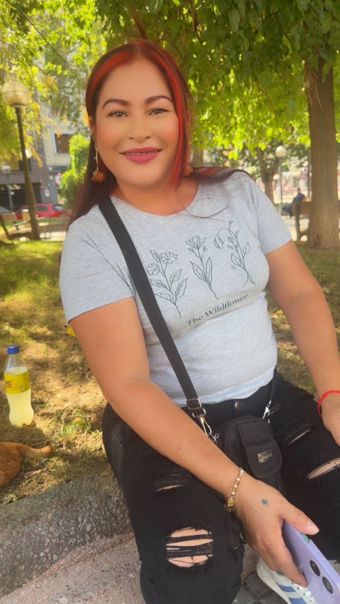 SOY UNA MADURA MUY CALIENTE Y CACHONDA