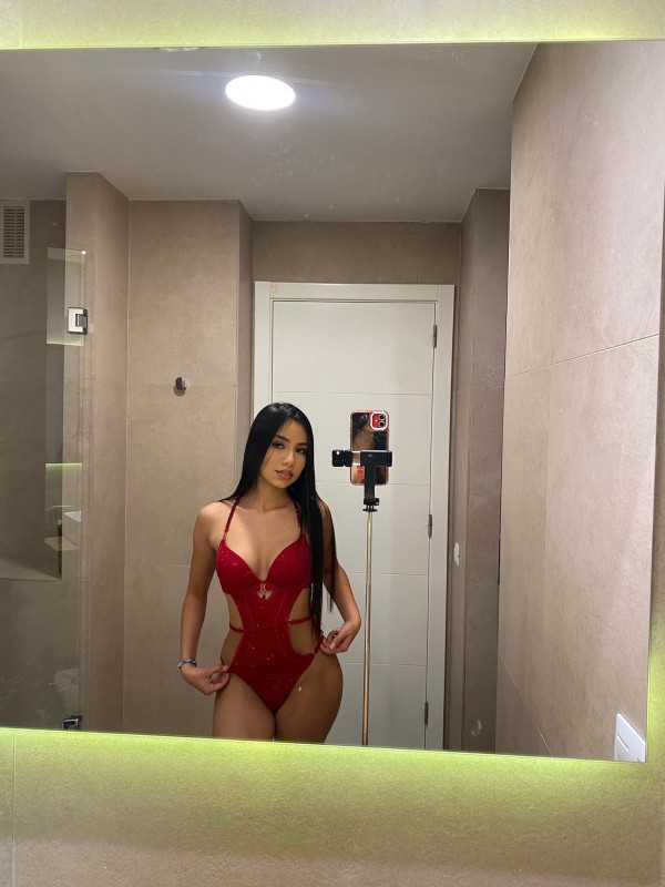 VALERIA PRIMERA VEZ JOVENCITA NOVATILLA