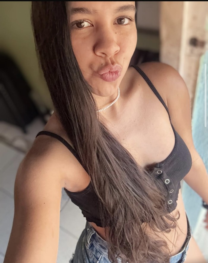 SAMANTHA FROM MEDELLIN COLOMBIA TRATO EXQUISITO