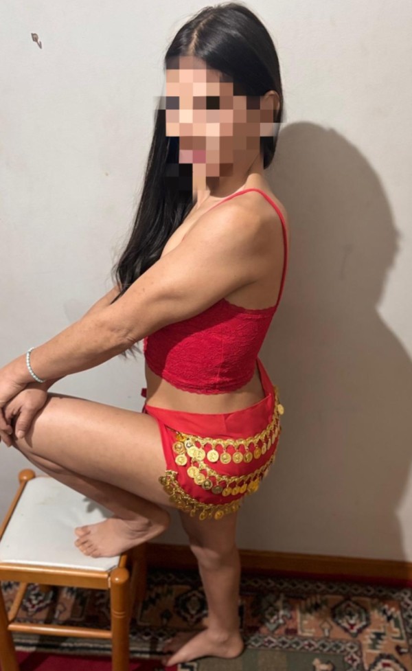 FIESTERA, DIVERTIDA Y SIEMPRE LISTA PARA SORPRENDE