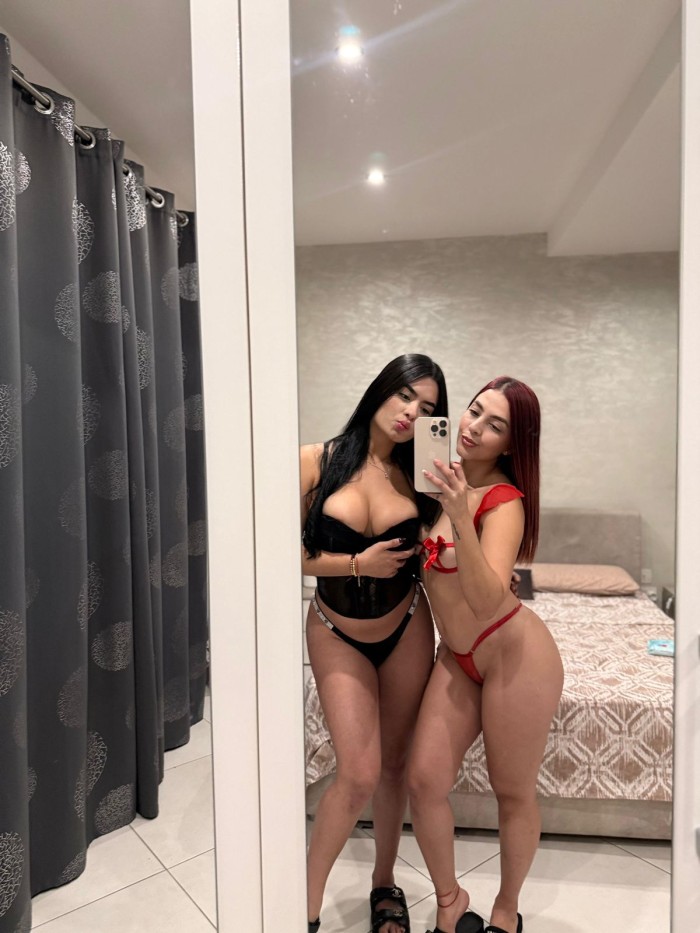 EN USERA TRIOS FIESTA BLANCA LESBICO AMIGAS CACHON
