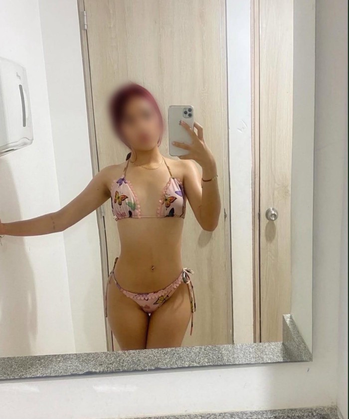 SAMANTHA NOVEDAD COLOMBIANA