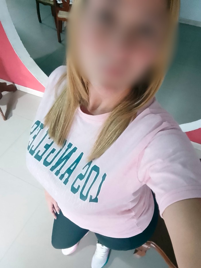 Francés natural, besos con lengua, fiesta y más