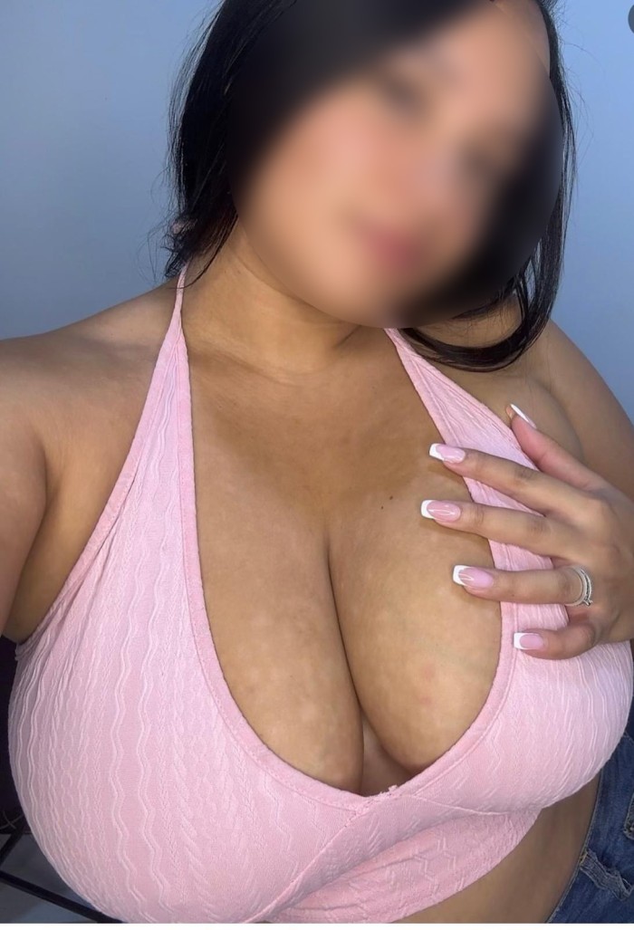 SUPER NOVEDAD EN GIRONA! CAMILA FIESTERA MORBOSA GRIEGO FRANCES EN GIRONA