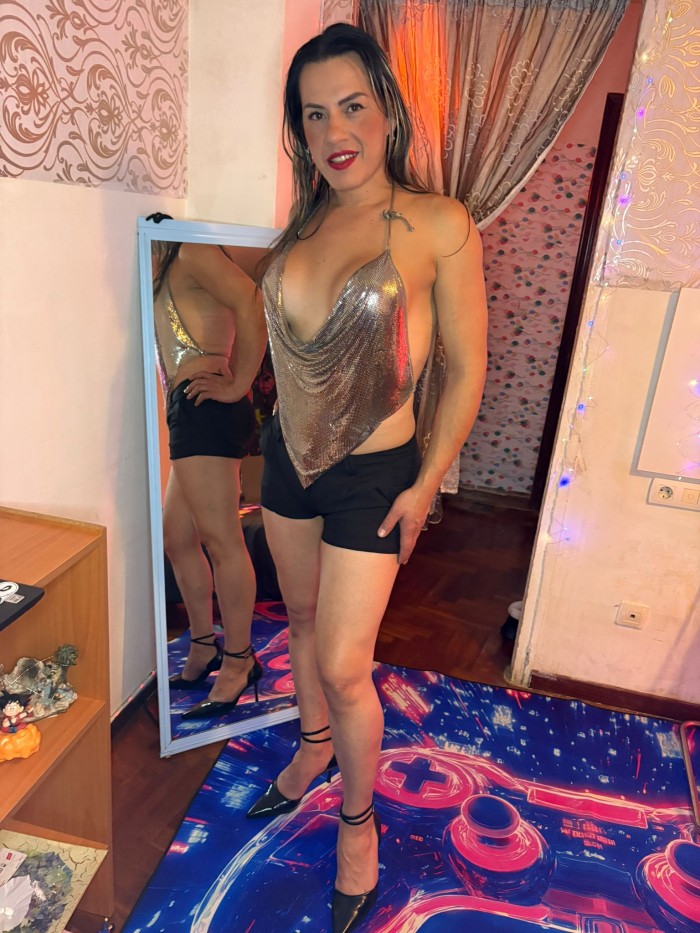 EN CALLE LEVANTE CHICA TRANS COMPLACIENTE A TOPE