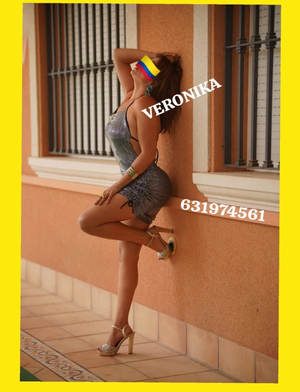 RUBIA CALIENTE ADICTA AL SEXO FUERTE,VEN DAME X EL Q….