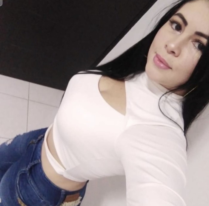 Colombiana fiestera en Alcantarilla