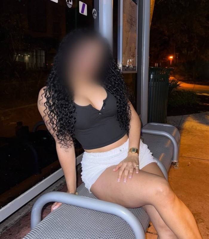 ATREVIDA SENSUAL FIESTERA Y JUGUETONA EN LA LAGUNA