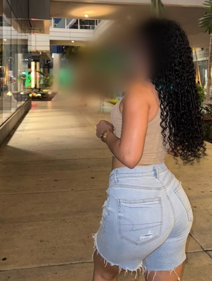 ATREVIDA SENSUAL FIESTERA Y JUGUETONA EN LA LAGUNA