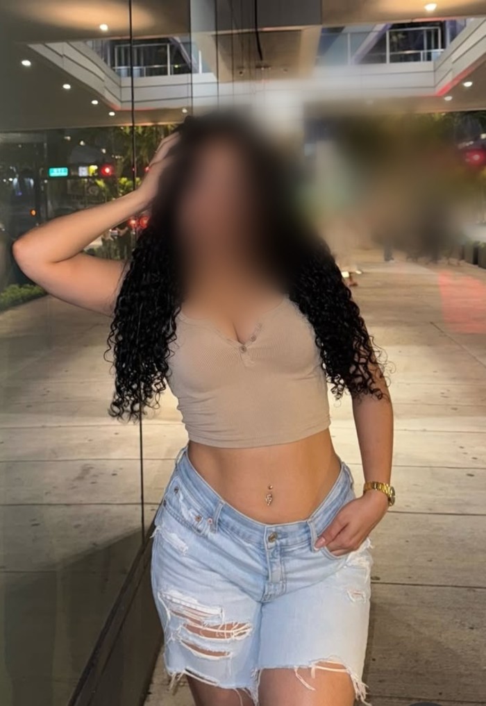 ATREVIDA SENSUAL FIESTERA Y JUGUETONA EN LA LAGUNA