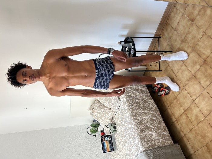 Joven Discreto Disponible