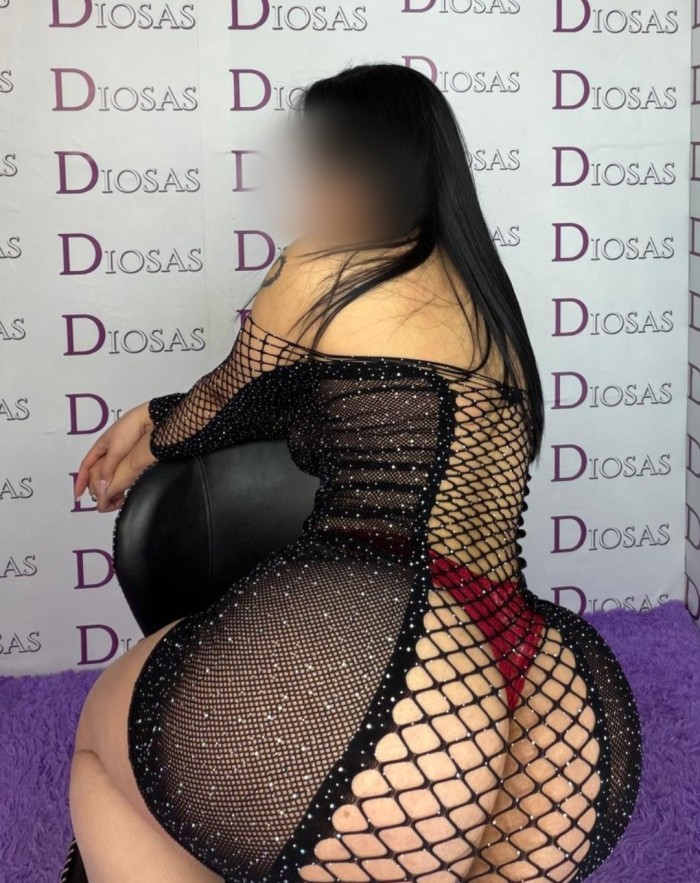 LATINA EXPLOSIVA, JUGUETONA Y SUPER CALIENTE