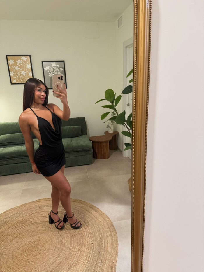ARDIENTE ESCORT DESEANDO LUJURIA Y MUCHO PLACER