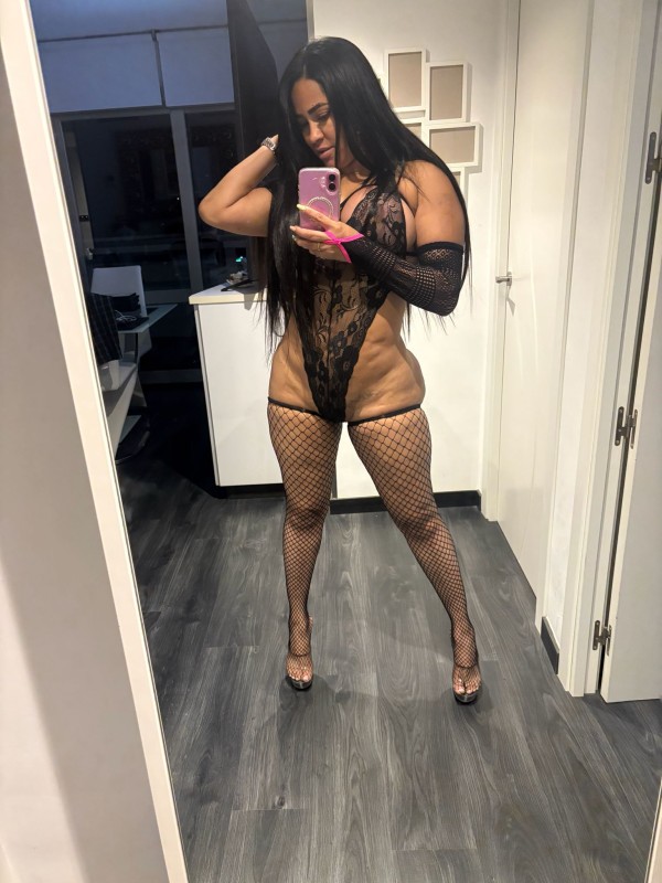 CACHONDA ADICTA AL PLACER INTENSO LISTA PARA TI