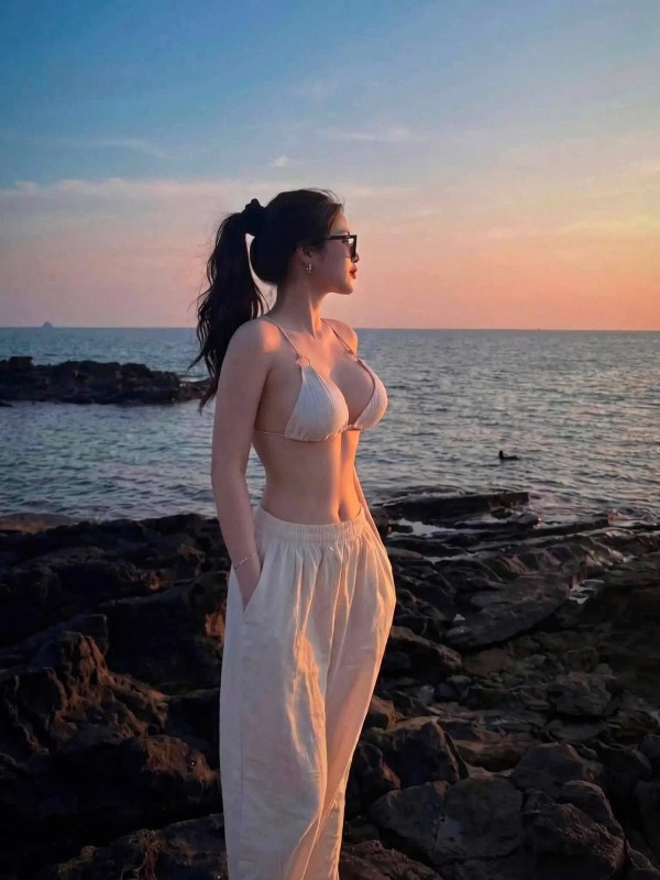 ASIAN GIRLS AVAILABLE 24H IN TENERIFE