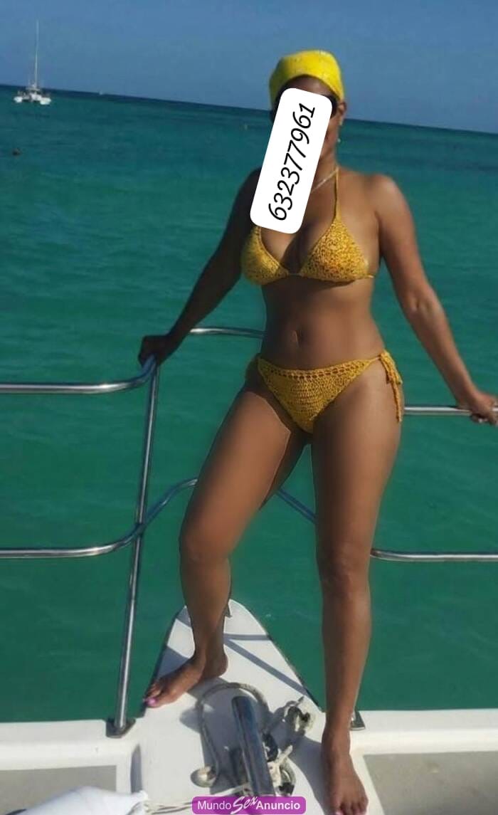 Dominicana muy caliente  en Ferrol