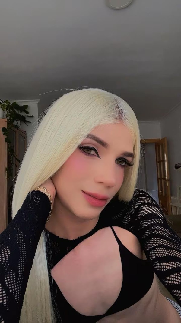 AIUNI TRANS NOVEDAD FIESTERA,PISO PRIVADO/SALIDAS