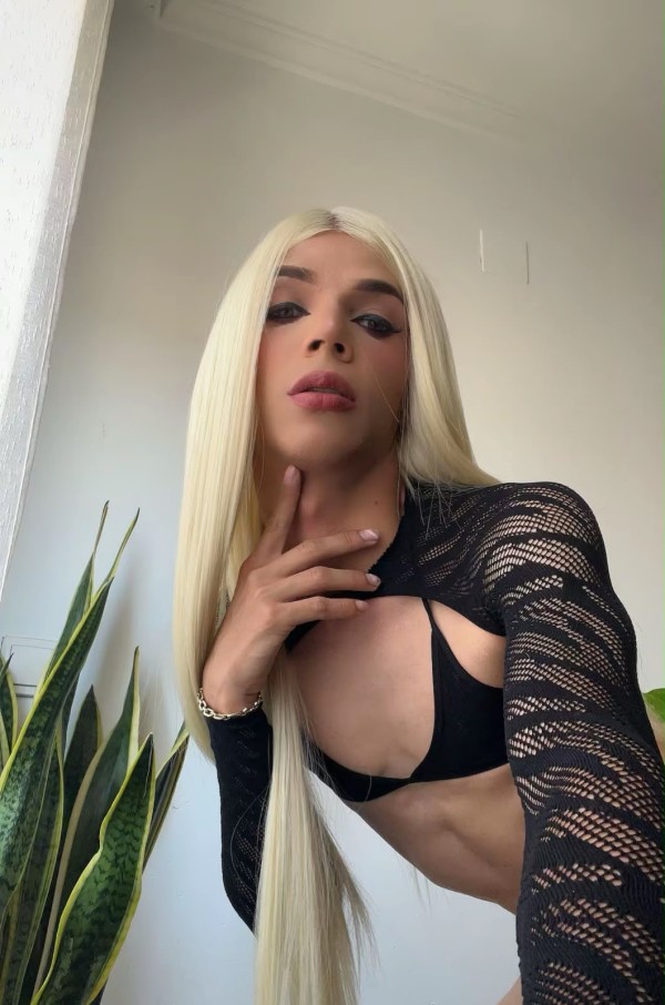 AIUNI TRANS NOVEDAD FIESTERA,PISO PRIVADO/SALIDAS
