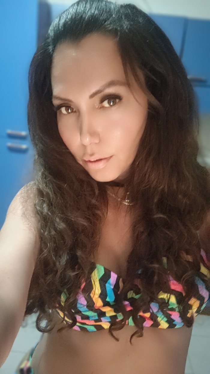EN MARBELLA SENSUAL TRANS VERSATIL FIESTERA