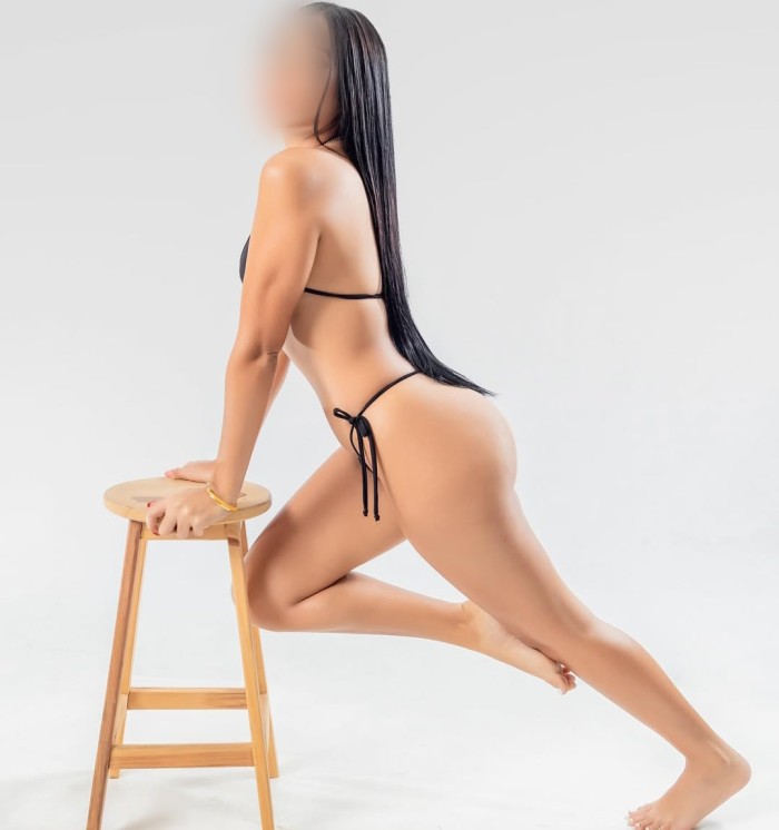 HERMOSA SENSUAL APASIOADA DESEOSA DE SEXO