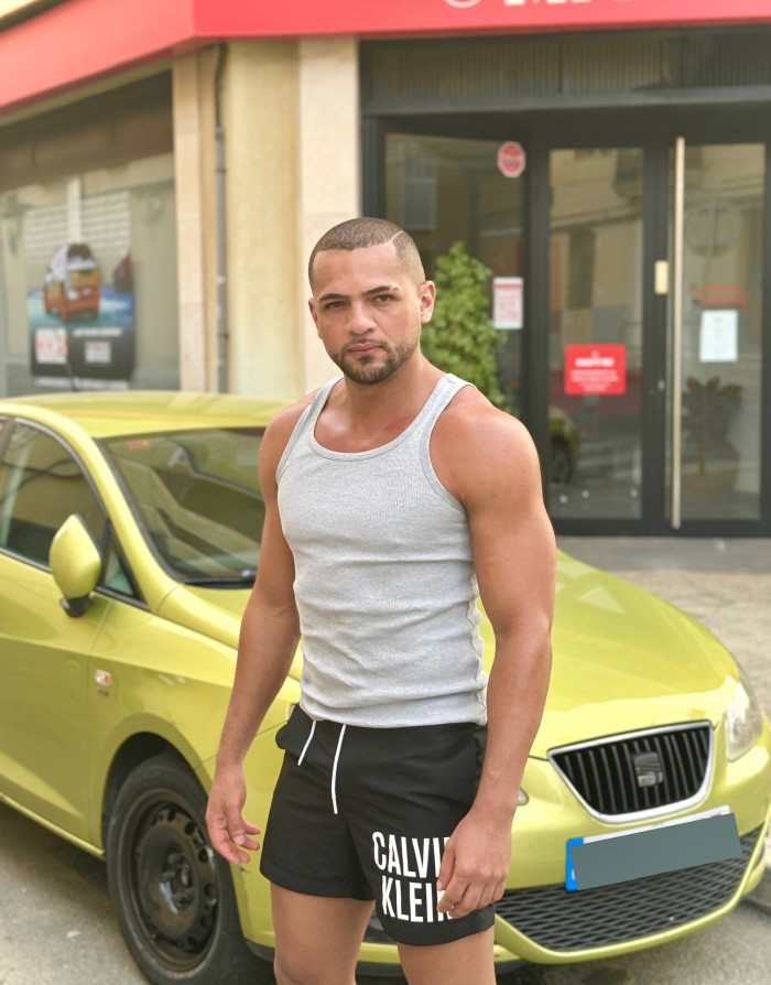 Hola soy caio recen llegado a tu ciudad