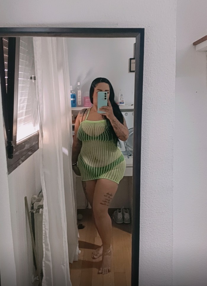 Preciosa colombiana jovencita – El Quiñon