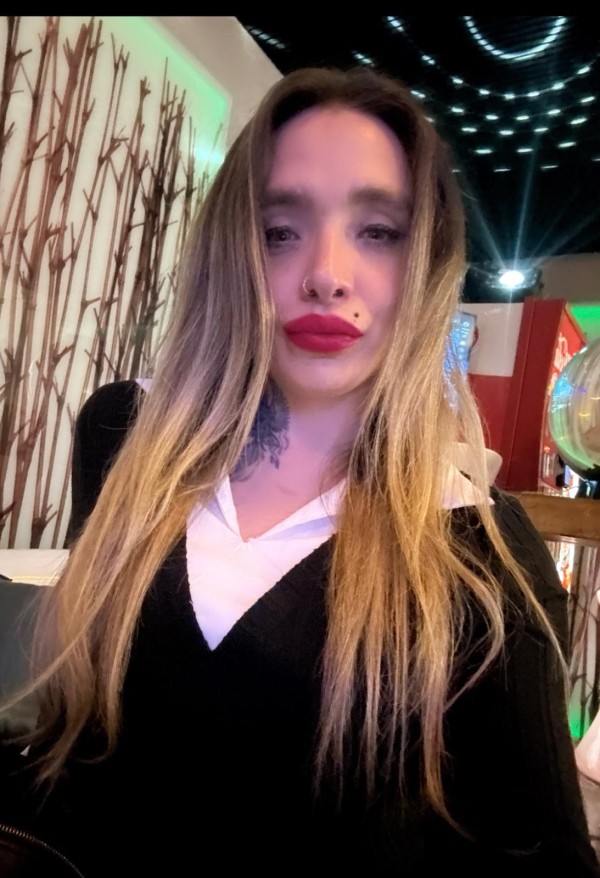 El Rostro más bonito DE LA ISLA!  LATINA DE ESCANDALO