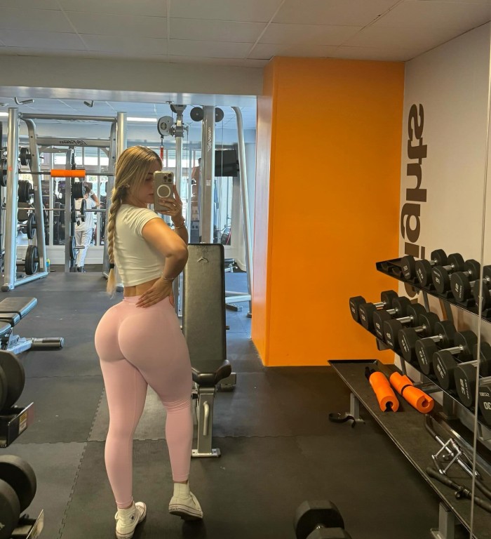 Morbosa rubia colombiana date un capricho salidas