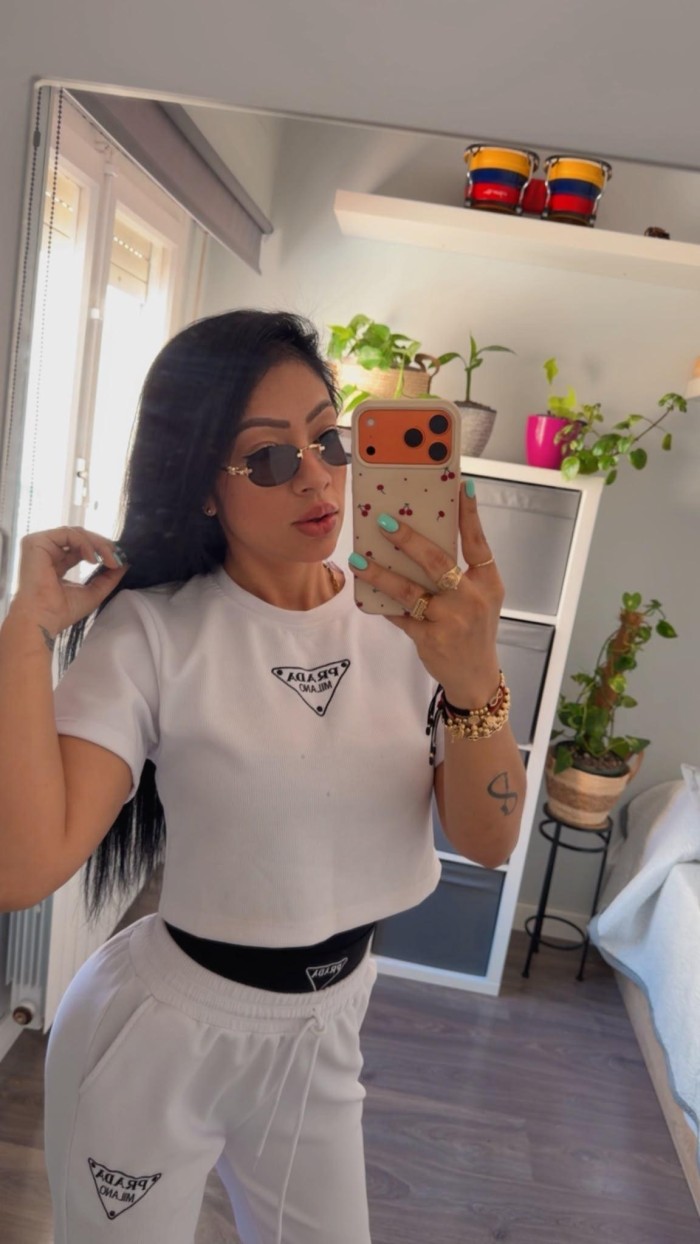 COLOMBIANA TRAVIESA Y CACHONDA