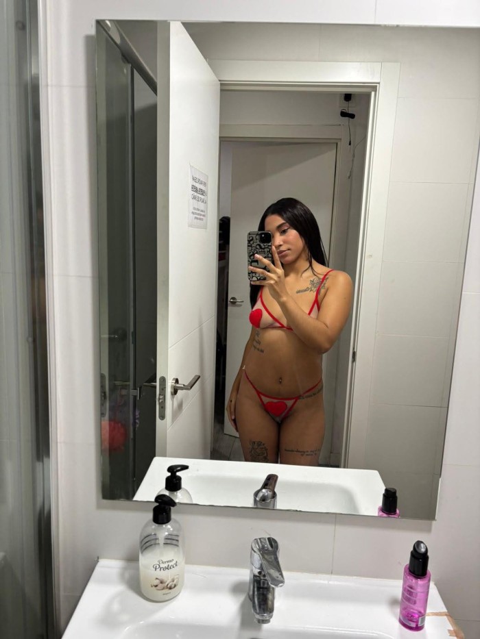 EXPERTA EN MAMADITA