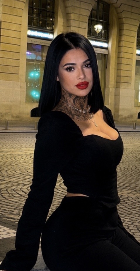 Hermosa latina MOTRIL solo sábado y domingo disponible