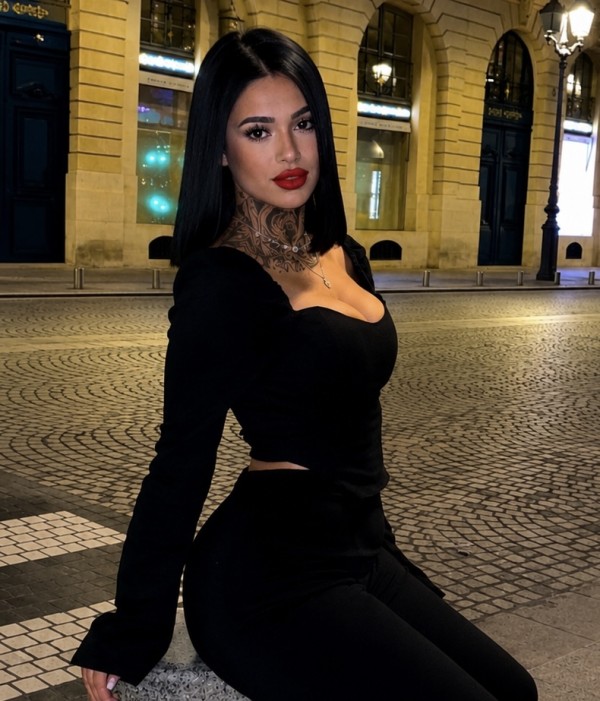 Hermosa latina MOTRIL solo sábado y domingo disponible