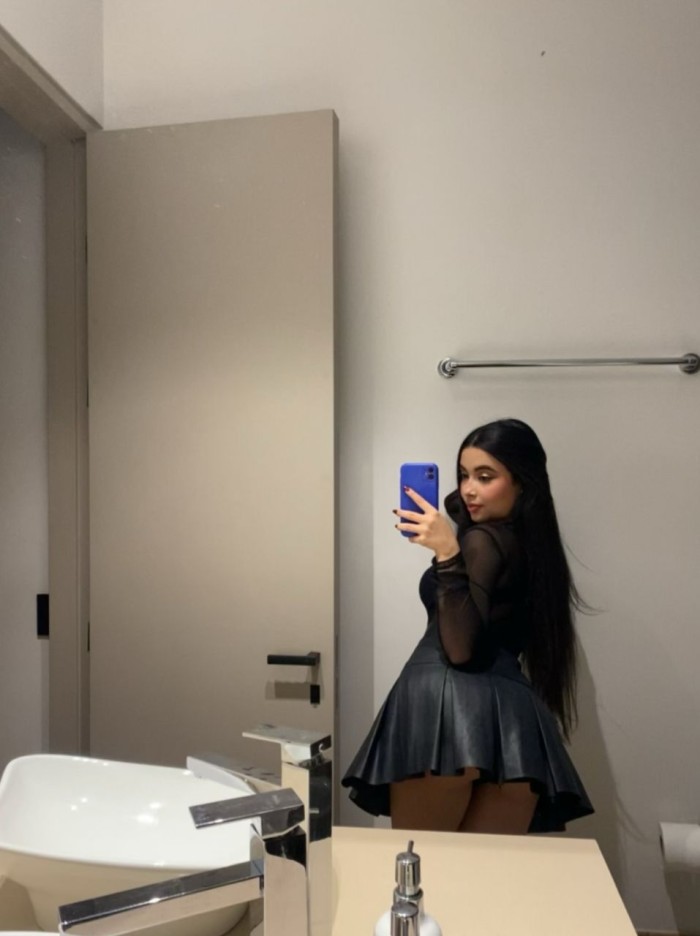 HERMOSA SENSUAL  ARDIENTE BUENA  AMANTE