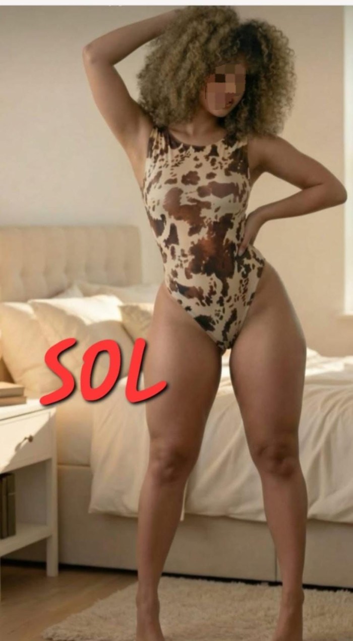 IMPLICADA DELICIOSA CACHONDA ADICTA AL PLACER