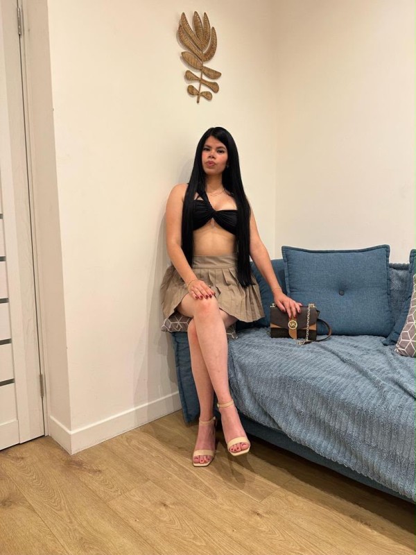 641362070. MELISSA 32. KIARA 20. Y SABRINA 24